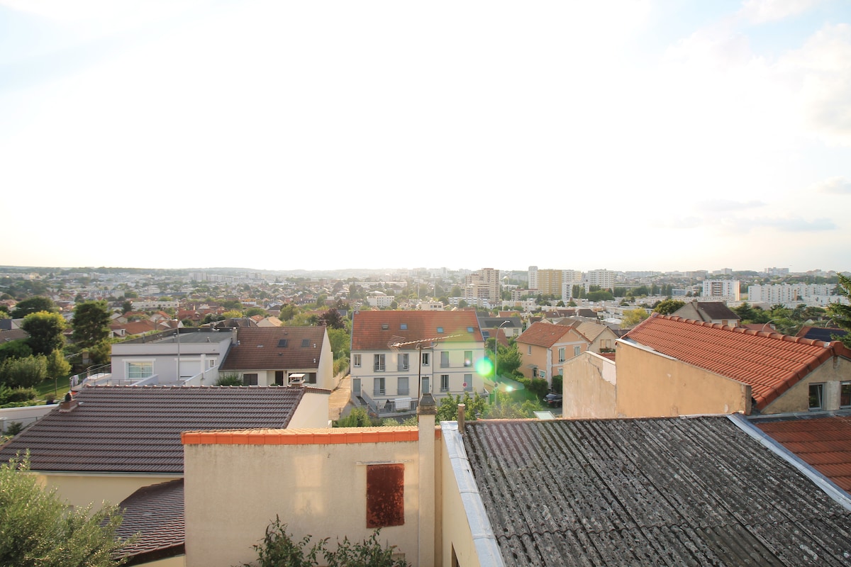 Vues — Vue aérienne panoramique d'une ville européenne
